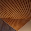 木の素材を活かした天井